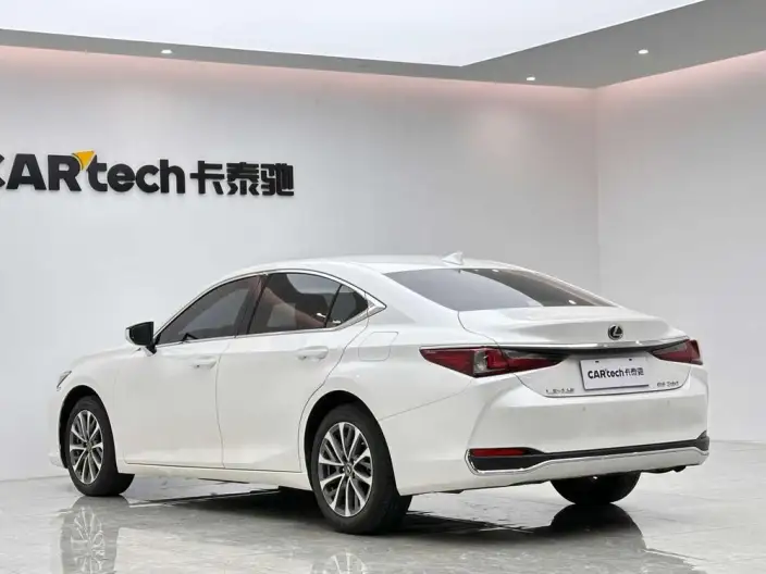 Lexus ES 2022 Model 200 Superior Edition – фото 5
