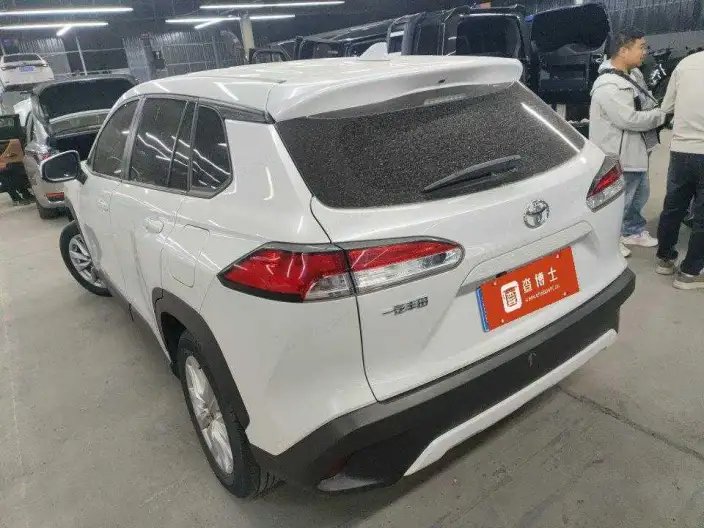 Toyota Corolla Cross 2023 Model 2.0L CVT Pioneer Edition – фото 3