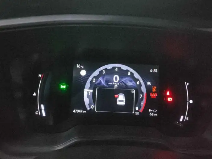 Toyota Corolla Cross 2023 Model 2.0L CVT Pioneer Edition – фото 6