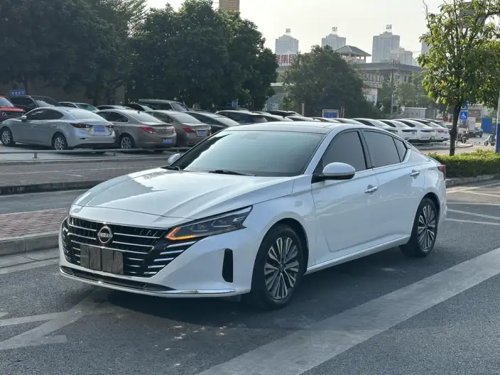 Nissan Teana 2022 Model 2.0L XL-TLS Yuexiang Edition – фото 1
