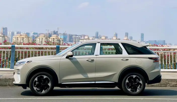 Haval Xiaolong MAX 2025 Model 1.5L Hi4 165 Ultra Smart Driving Edition – фото 4