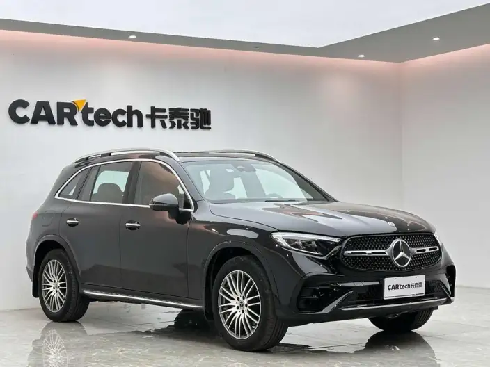 Mercedes-Benz GLC 2024 Model Facelift GLC 300 L 4MATIC Dynamic Model 5 seat – фото 3
