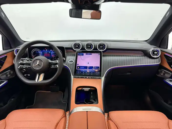 Mercedes-Benz GLC 2024 Model Facelift GLC 300 L 4MATIC Dynamic Model 5 seat – фото 10