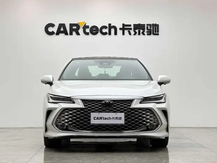 Toyota Avalon 2024 Model Intelligent Hybrid 2.5L E-CVT XLE Premium Edition – фото 2