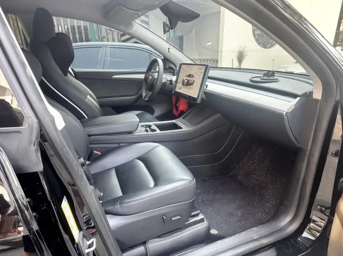 Model Y 2024 Model Rear-wheel drive version – фото 9