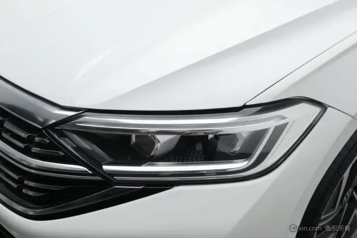 Volkswagen Sagitar 2023 Model 280TSI DSG Beyond Edition Plus – фото 7