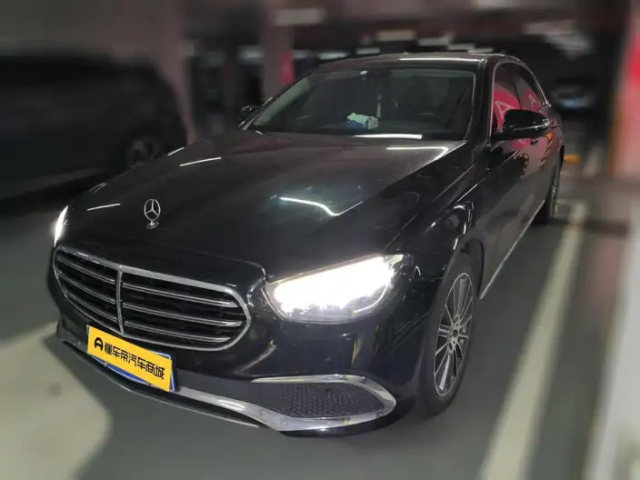 Mercedes-Benz E-Class 2022 Model Facelift E 260 L sedan – фото 1