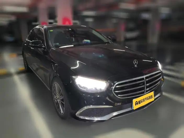 Mercedes-Benz E-Class 2022 Model Facelift E 260 L sedan – фото 3