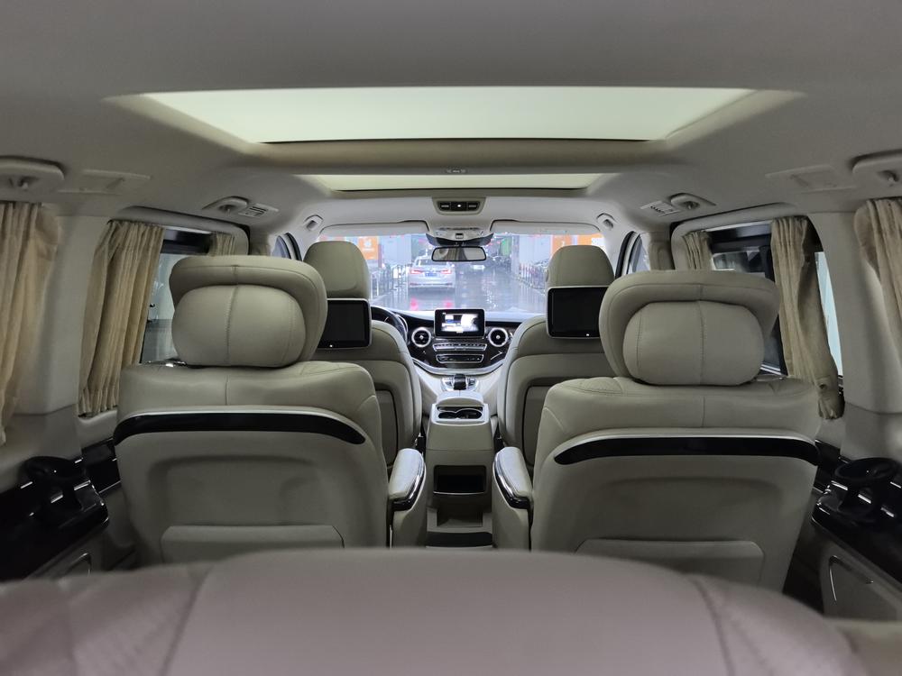 Mercedes-Benz V-Class 2016 модификация V 260 L Noble Extended Edition – фото 13