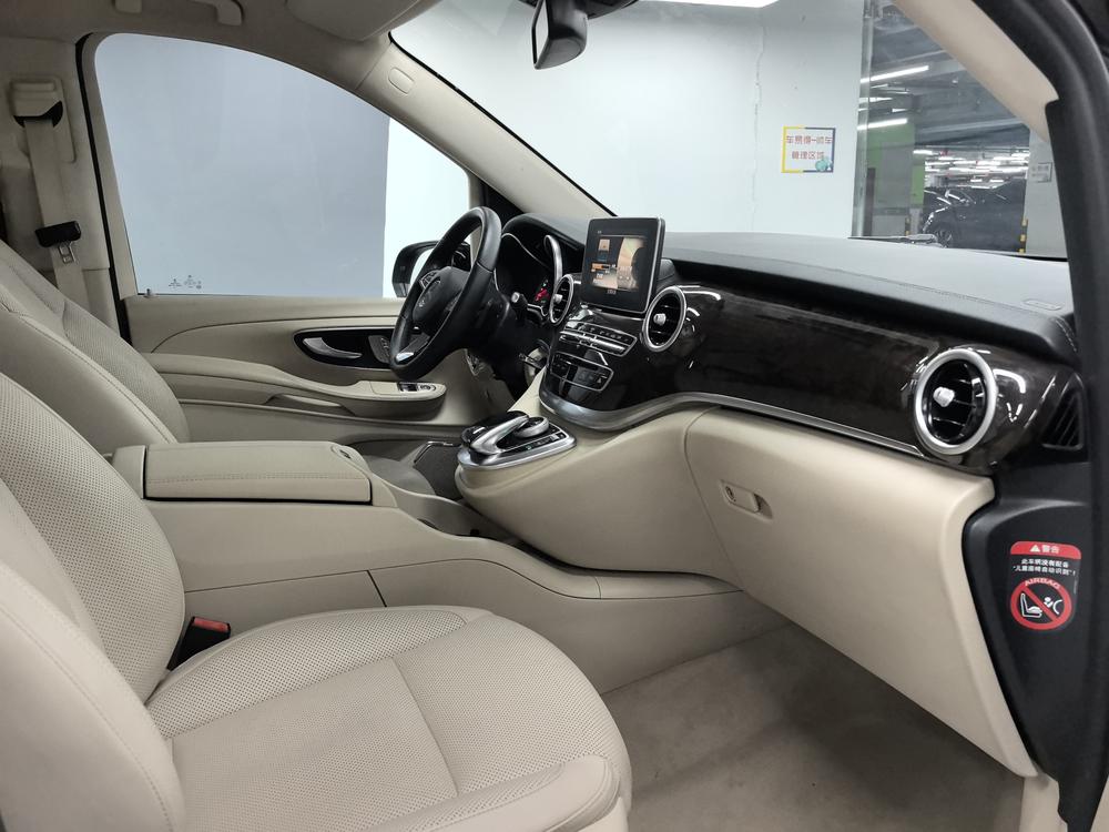 Mercedes-Benz V-Class 2016 модификация V 260 L Noble Extended Edition – фото 15