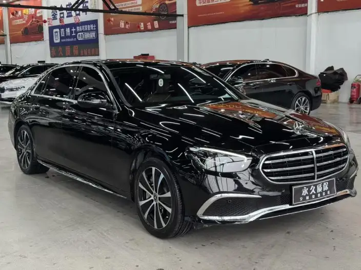 Mercedes-Benz E-Class PHEV 2022 Model Facelift II E 350 e L sedan – фото 3