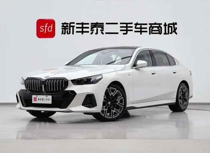 BMW 5 Series 2025 Model 530Li Exclusive Model M Sports Set – фото 1