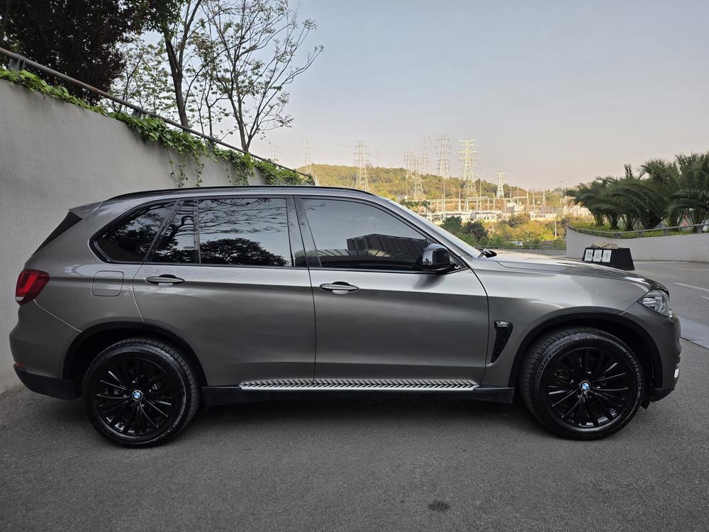 BMW X5 Import 2017 xDrive28i – фото 7