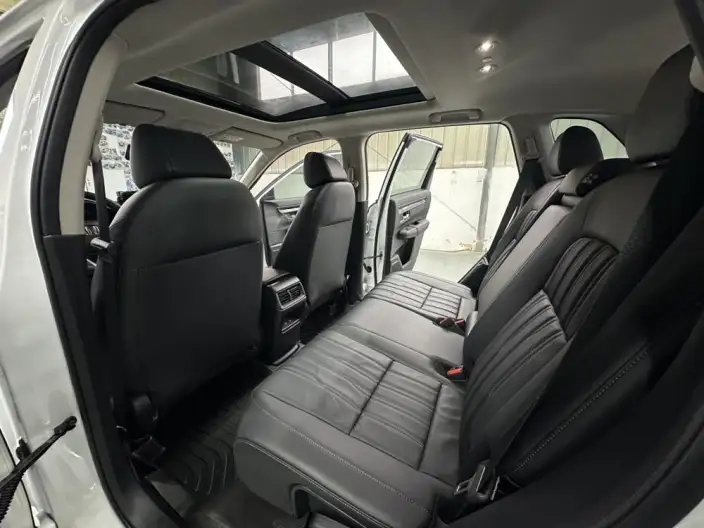 Honda BREEZE 2023 Model 240TURBO CVT 2WD Deluxe Edition – фото 10
