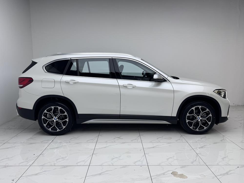 BMW X1 2022 sDrive20Li Premium – фото 8