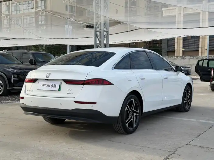 Roewe D7 DMH 2023 Model 125 Beyond Edition – фото 6
