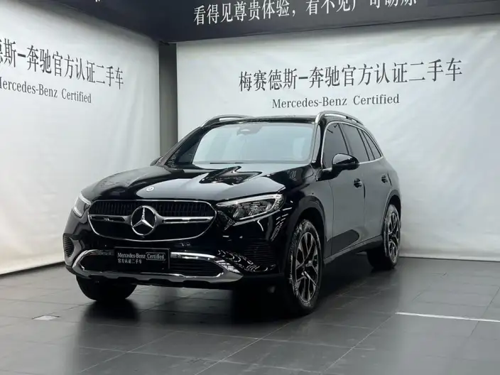 Mercedes-Benz GLC 2024 Model GLC 260 L 4MATIC Dynamic Model 5 seat – фото 1
