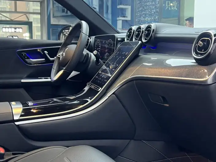 Mercedes-Benz GLC 2024 Model GLC 260 L 4MATIC Dynamic Model 5 seat – фото 9