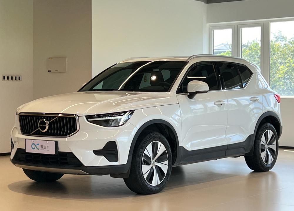 Volvo XC40 2024 B3 Smart Vision Luxury – фото 1