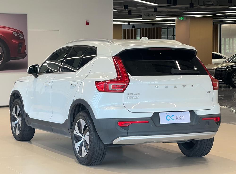 Volvo XC40 2024 B3 Smart Vision Luxury – фото 4