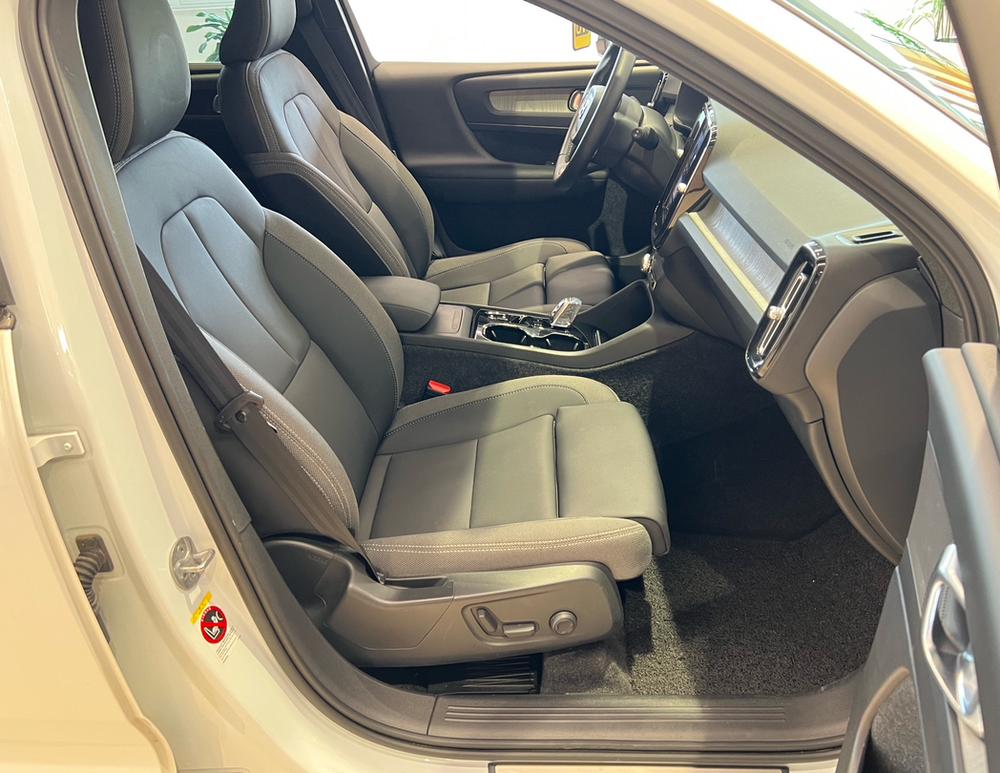 Volvo XC40 2024 B3 Smart Vision Luxury – фото 13