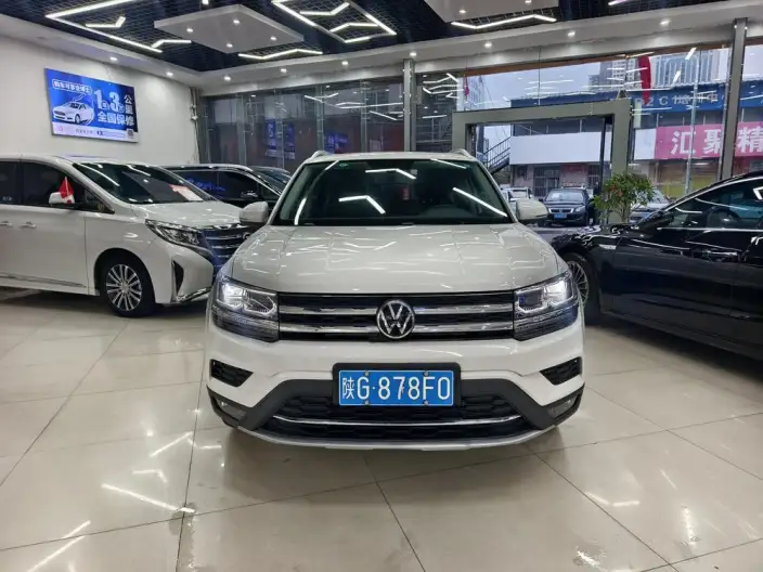 Volkswagen Tharu 2022 Model 330TSI 4WD Deluxe Edition – фото 2