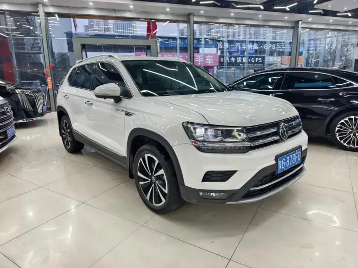 Volkswagen Tharu 2022 Model 330TSI 4WD Deluxe Edition – фото 3