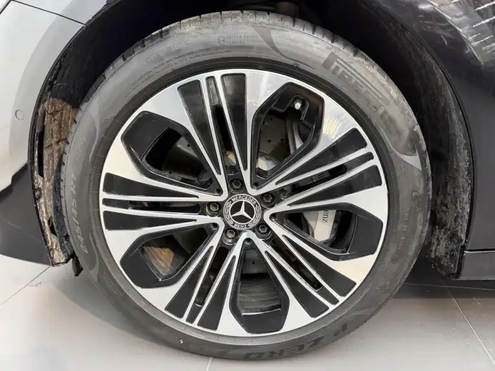 Mercedes-Benz E-Class PHEV 2024 Model E 350 e L sedan – фото 10