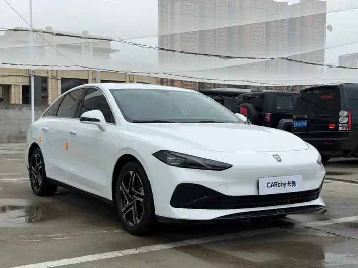 Roewe D7 DMH 2023 Model 125 Beyond Edition