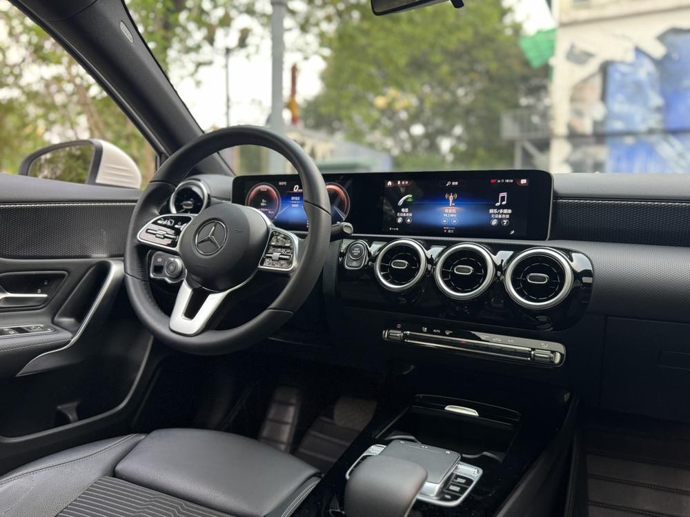 Mercedes-Benz A-Class Import 2019 A 200 Sport – фото 27