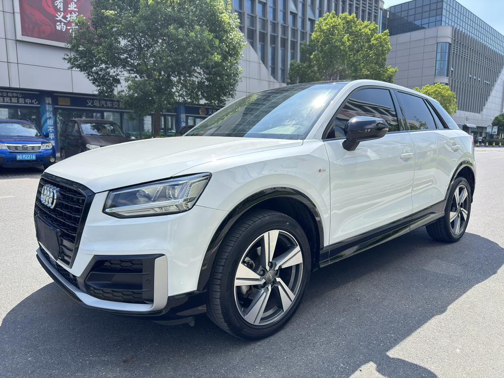 AUDI Q2L Модель 2021 года 35TFSI Fashion Dynamic – фото 1