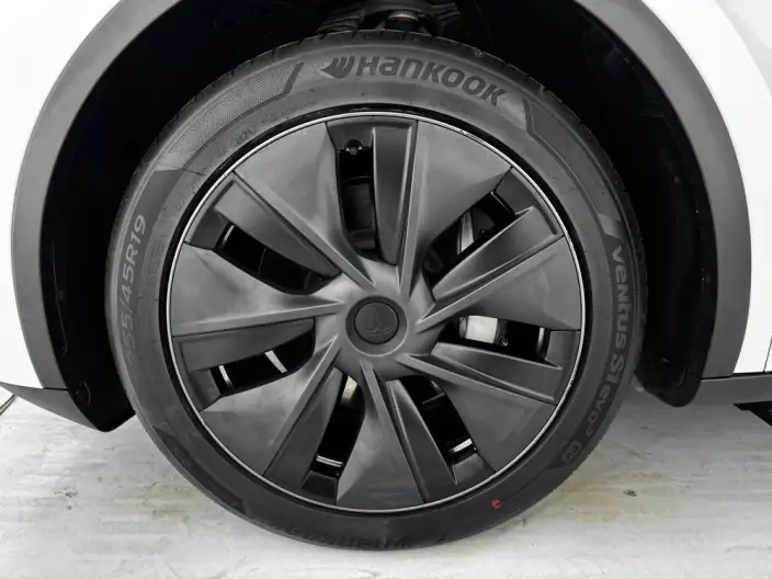 Model Y 2024 Model Long Battery Life Pro All-wheel drive version – фото 9