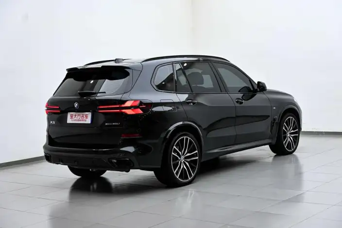 BMW X5 2025 Model xDrive40Li M Sports Night Set – фото 6