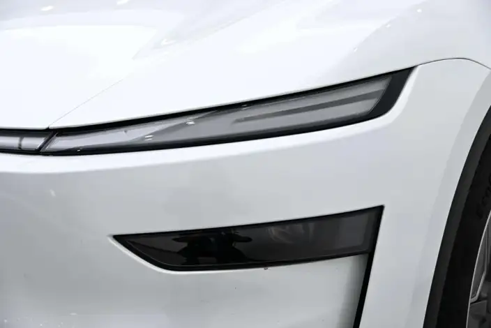 Model Y 2025 Model Long Battery Life Pro All-wheel drive version – фото 10