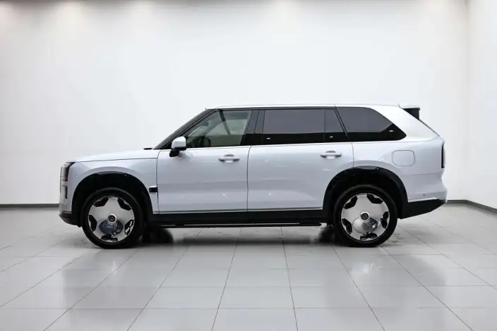 ZEEKR 9X 2025 Model Hyper Edition 70kWh VI seat – фото 4