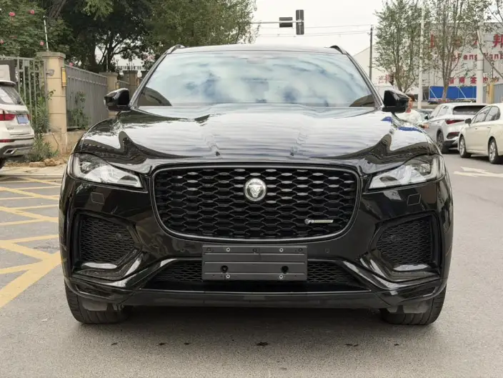 Jaguar F-PACE 2024 Model P250 R-Dynamic SE