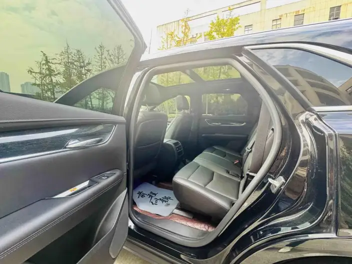 Cadillac XT5 2022 Model 2.0T 4WD Luxury Model – фото 10