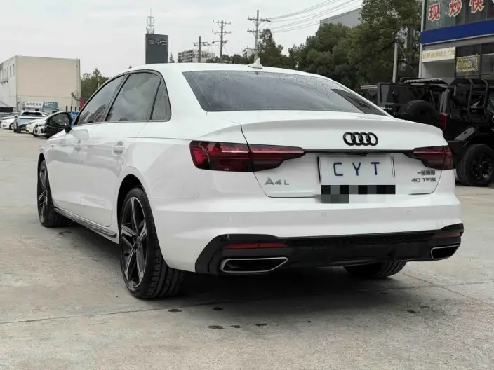 Audi A4 L 2024 Model 40 TFSI Luxury Dynamic Model – фото 4