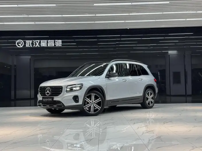 Mercedes-Benz GLB 2024 Model GLB 220 4MATIC – фото 1