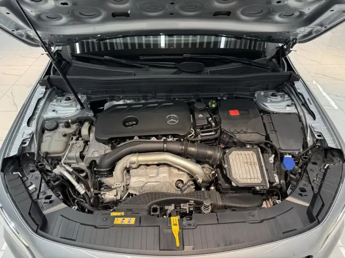 Mercedes-Benz GLB 2024 Model GLB 220 4MATIC – фото 6