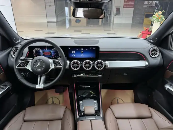 Mercedes-Benz GLB 2024 Model GLB 220 4MATIC – фото 10