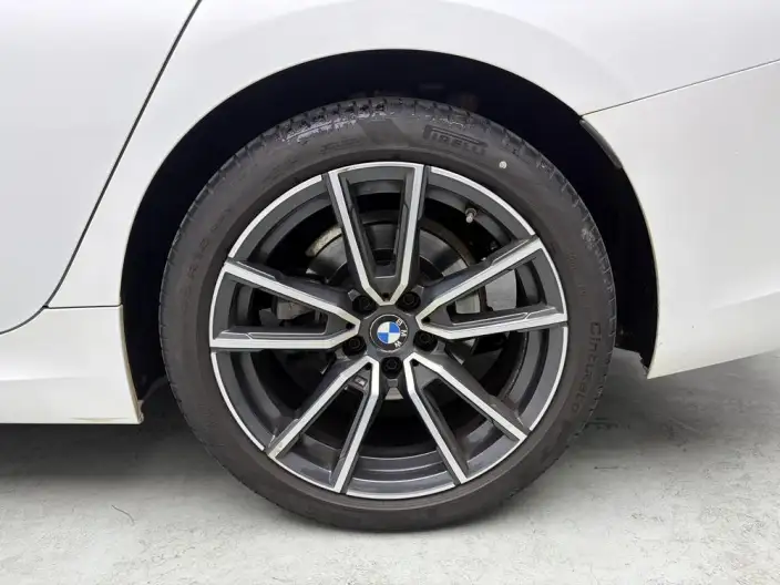 BMW 3 Series 2022 Model Facelift 325Li xDrive M Sports Set – фото 9