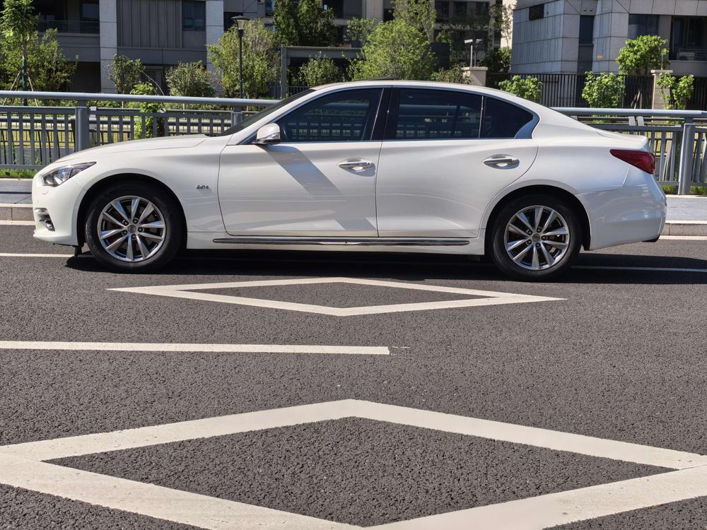 Infiniti Q50L 2016 2.0T Enjoyment – фото 4