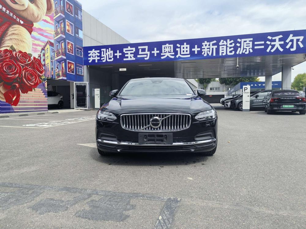 Volvo S90 2024 B5 Smart Luxury – фото 2