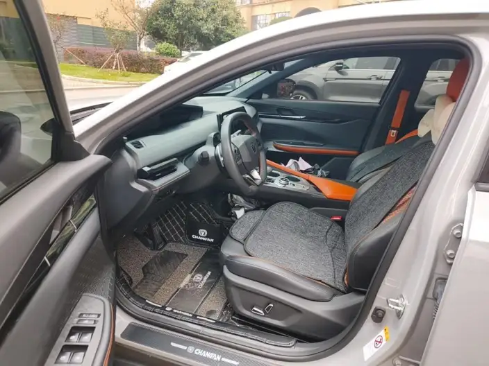 Changan UNI-V 2023 Model 1.5T Noble Model – фото 10