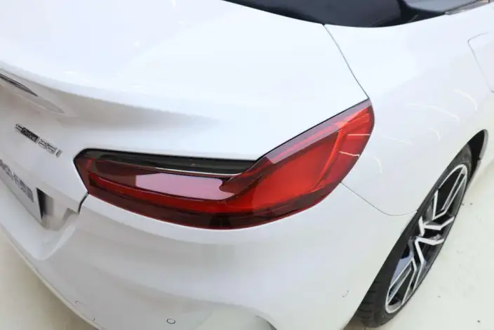 BMW Z4 2023 Model sDrive 25i M Sports Set – фото 4