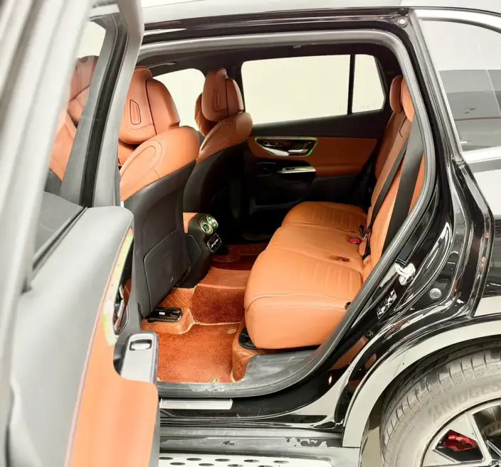 Mercedes-Benz GLC 2023 Model GLC 260 L 4MATIC Dynamic Model 7 seat – фото 10