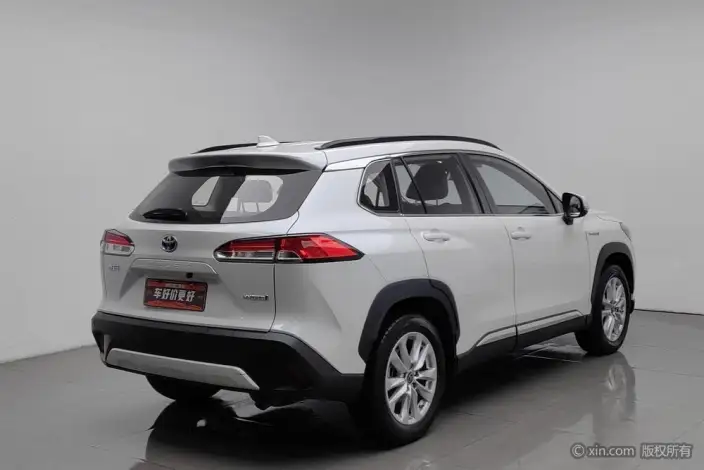 Toyota Corolla Cross 2023 Model 2.0L Intelligent Hybrid Pioneer Edition – фото 4