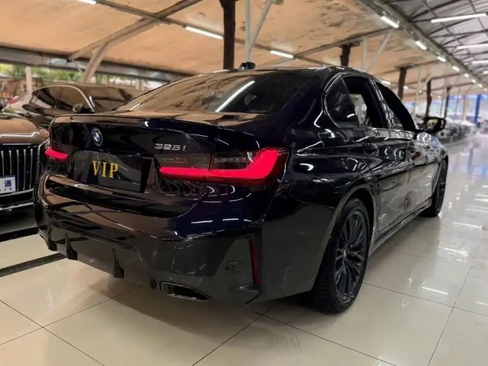 BMW 3 Series 2023 Model 325i M Sports Night Set – фото 4