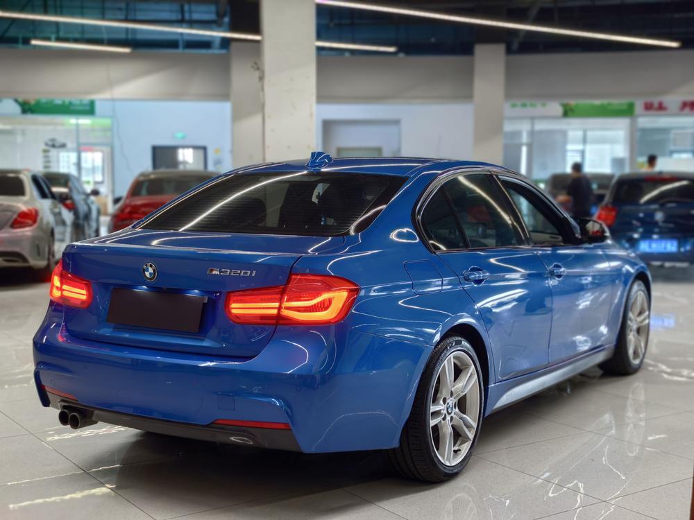 BMW 3 Series 2017 модификация 320i M Спорт тип – фото 6